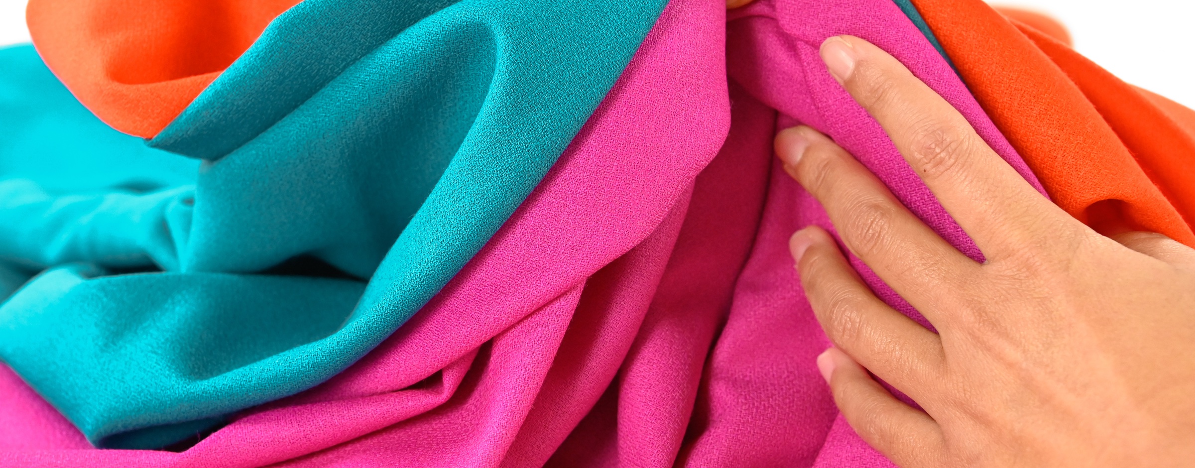 démonstration du tombé d'un crêpe de laine 12 0176