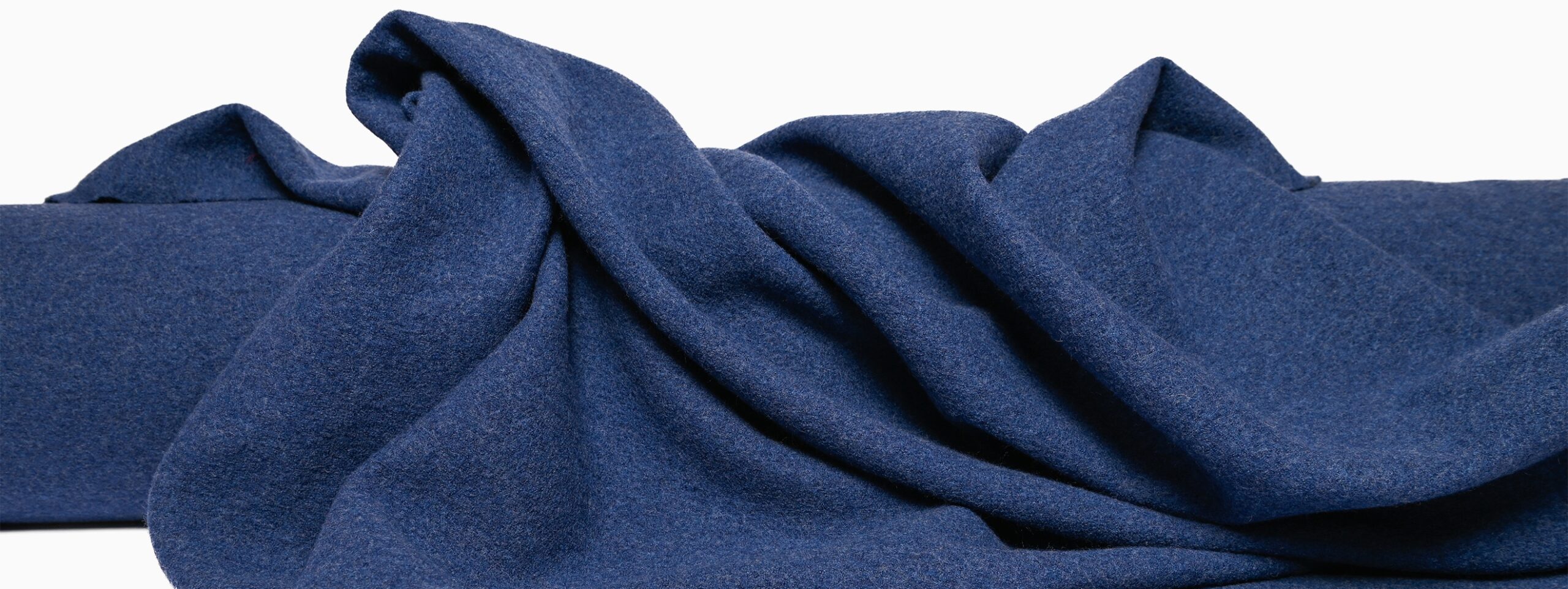 Laine bouillie authentique bleu