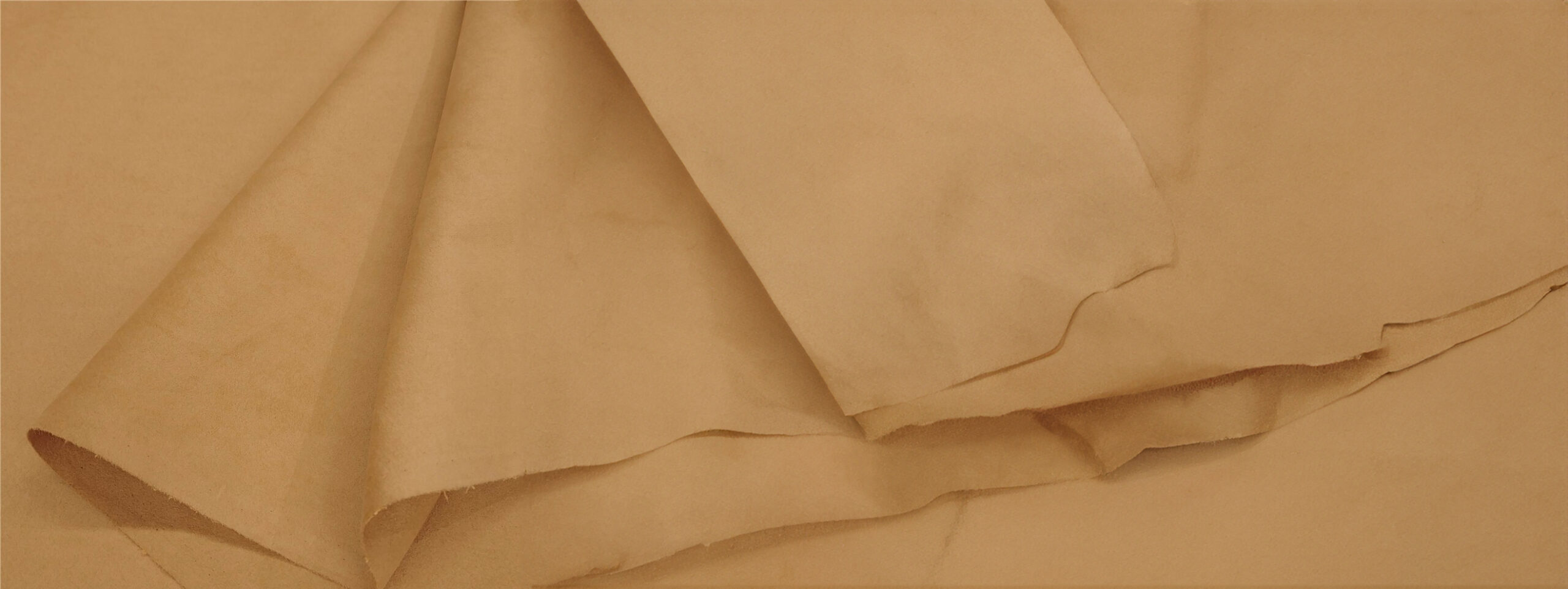 Présenation d'un tissu en Alcantara