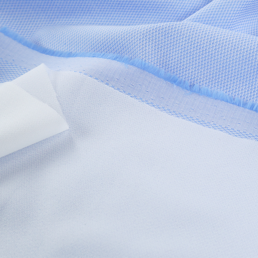 Présentation d'un entoilage pour chemise homme