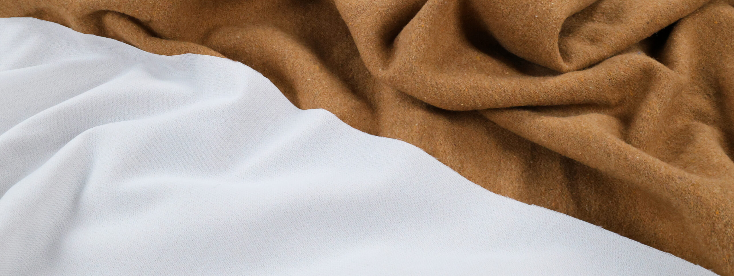 Présentation des nos entoilages pour manteaux