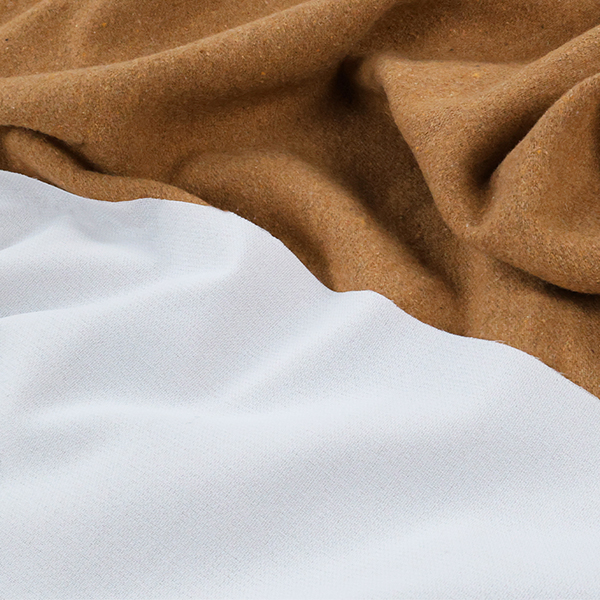 Présentation des nos entoilages pour manteaux