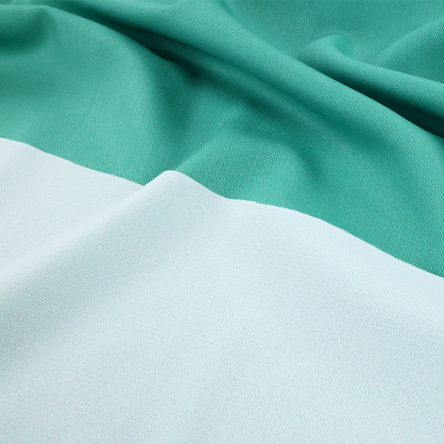 Présentation d'un entoile pour veste ou tailleur