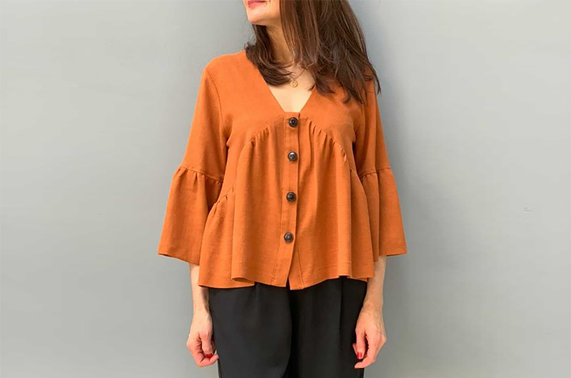 Présentation d'une blouse en lin viscose