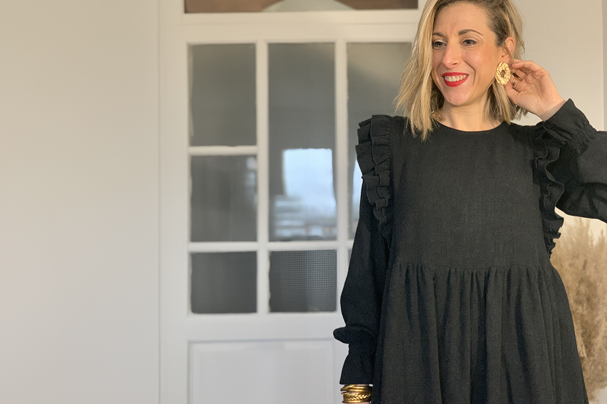 Présentation d'une jolie robe en lin viscose