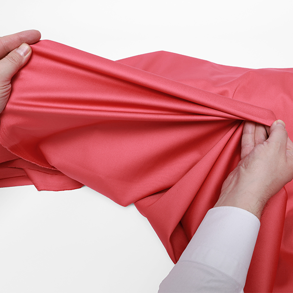 Présentation du satin coton extensible