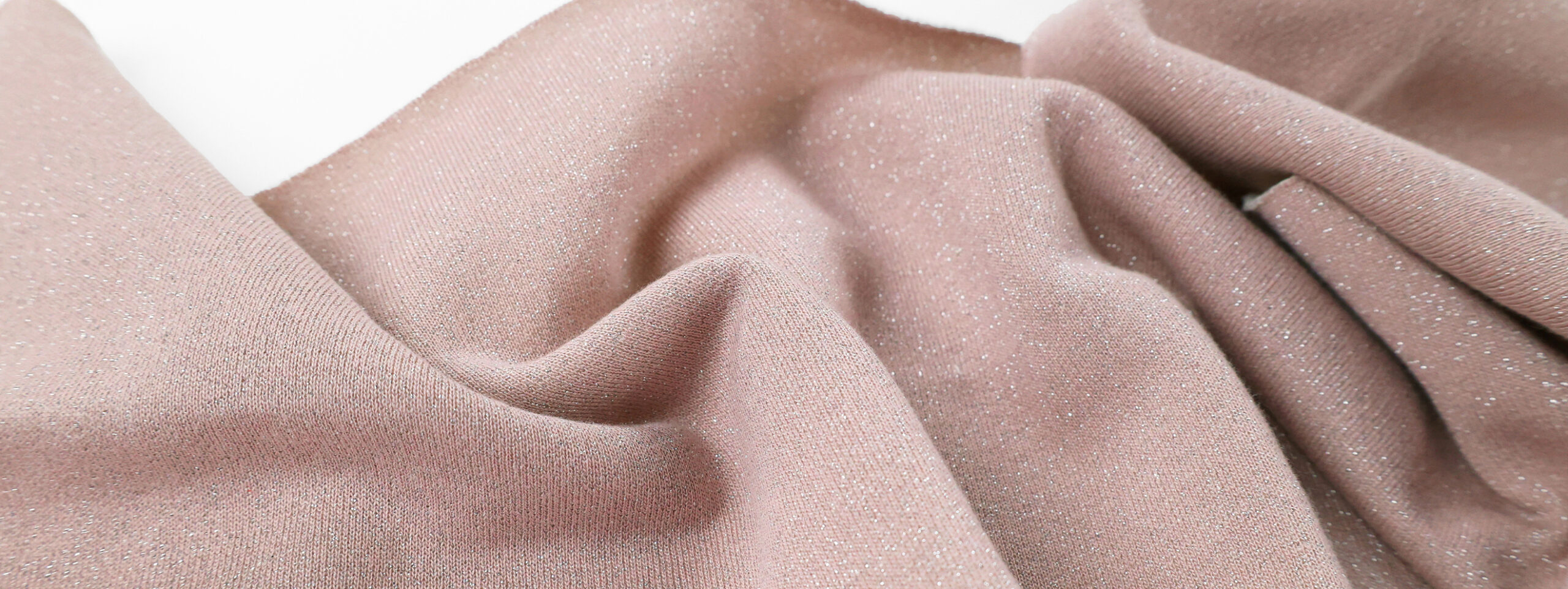 Présentation de nos tissus sweatshirt scintillants