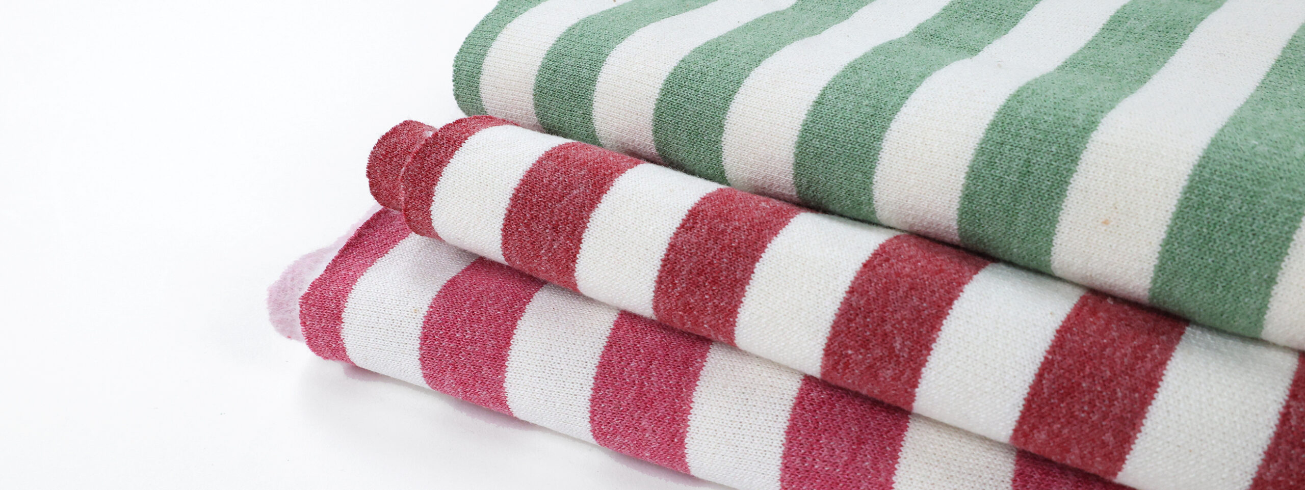 Présentation de tissu sweatshirt rayés rares de chez Stragier