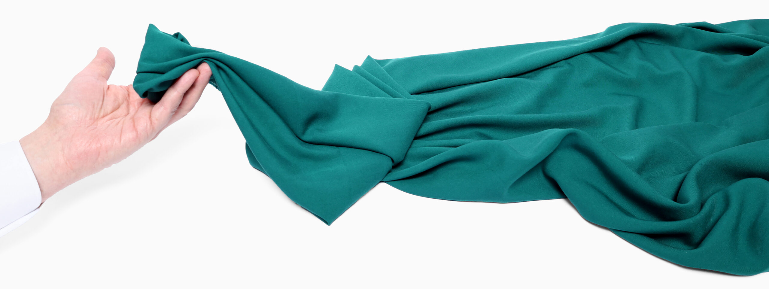 Présentation d'un tissu en twill viscose