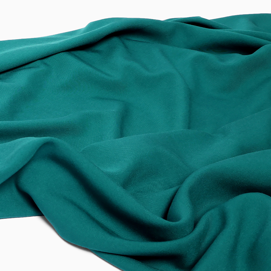 Présentation d'un tissu en twill viscose