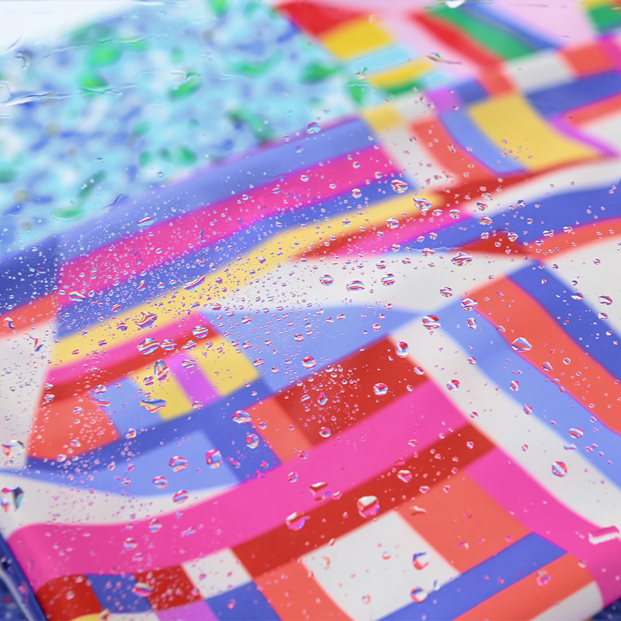 Présentation de nos tissus pour maillots de bain, swimwear dans la collection UNE