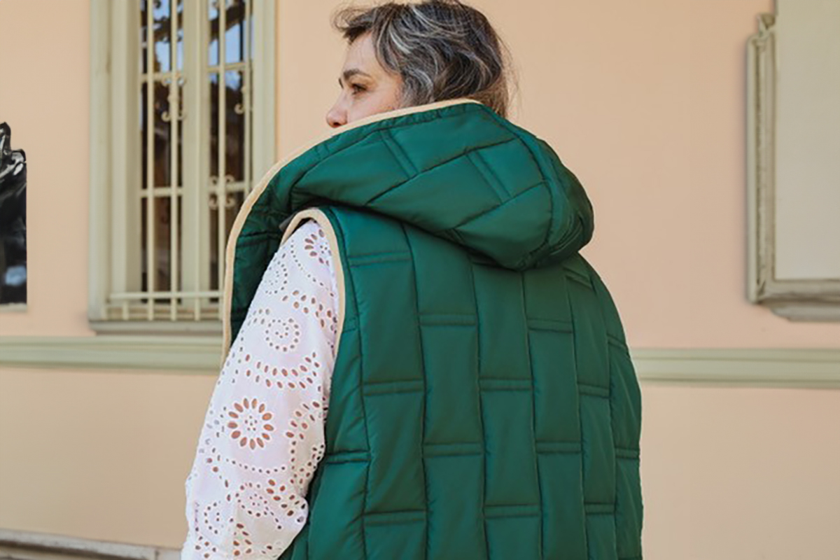 morgane_jeudy dans une veste en tissu matelassé haute performance Apollo de chez Stragier