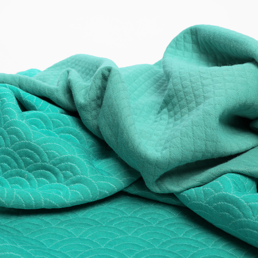 jersey-matelassé-01-900x900 Présentation d'un tissu en jersey matelassé de chez Stragier