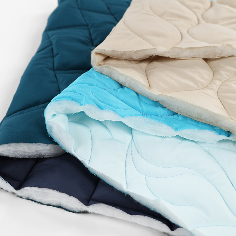 Présentation de nos tissus matelassé déperlants de chez Stragier