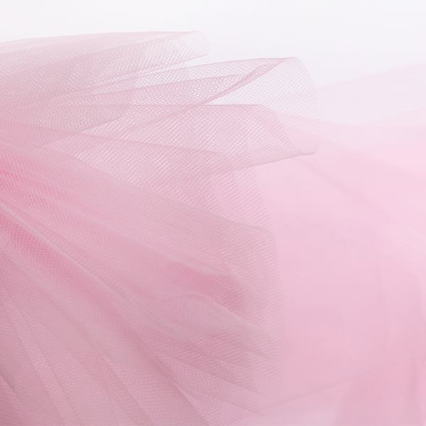 Présentation d'une tulle 20D demi souple de chez Stragier