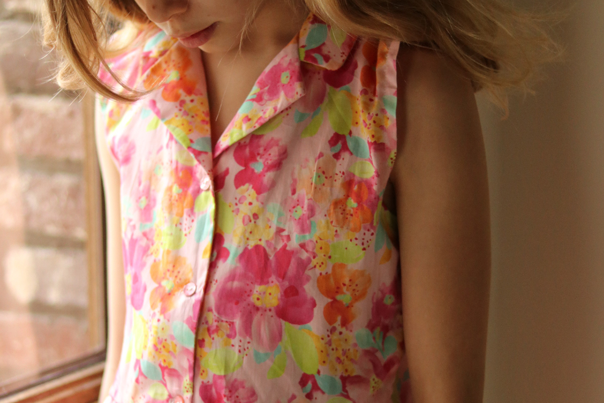 iris_may_patterns dans un chemisier UNE Expression Aquarelle