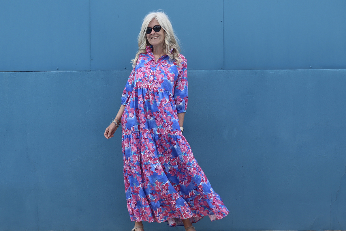 petits_bonheurs dans une robe UNE Expression gouache de chez Stragier