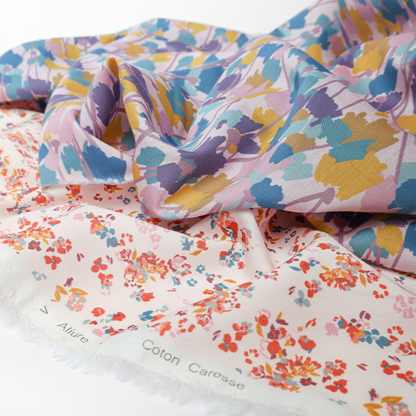 Présentation de nos tissus coton caresse de la collection UNE disponible chez Stragier.