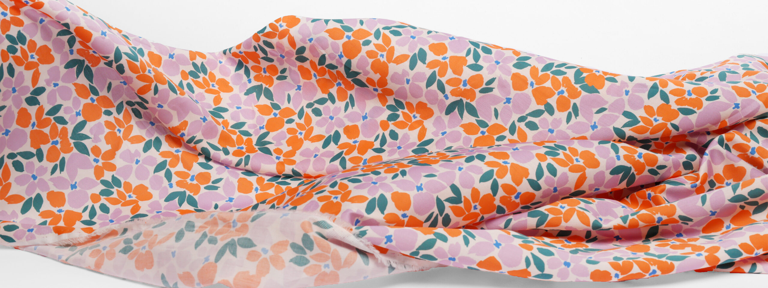 Présentation de nos tissus en coton soyeux de la collection UNE disponible chez Stragier