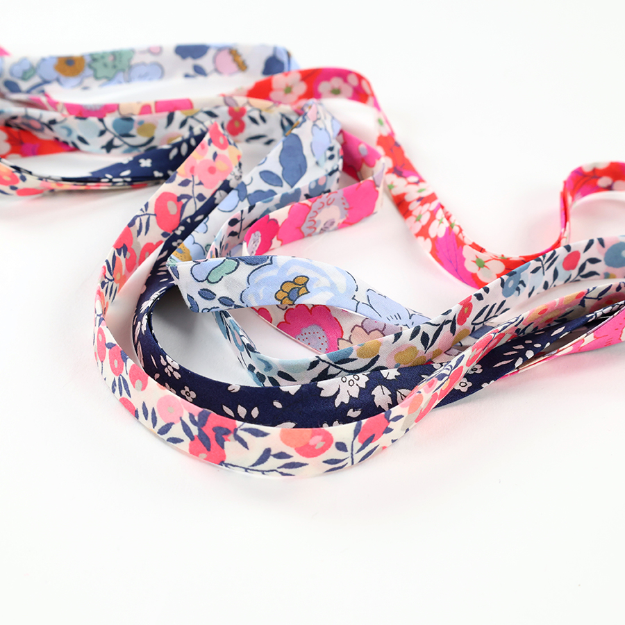 Présentation des biais en tissu Liberty fabriqués chez Stragier
