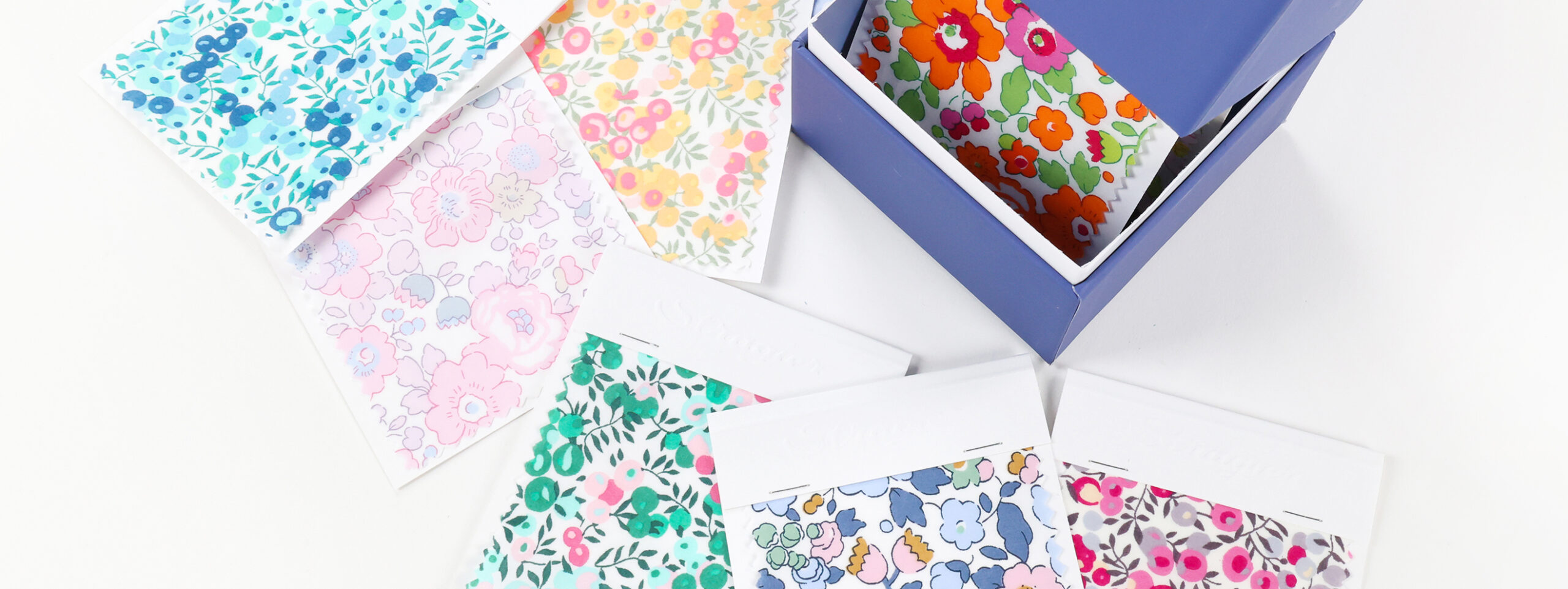 Démonstration d'échantillons de tissus Liberty Tana Lawn® exclusifs et rares Betsy Wiltshire et Mitsi