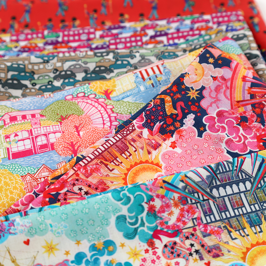 Démonstration d'échantillons de la collection capsule 2024 Liberty The London Collection en Tana Lawn BIO