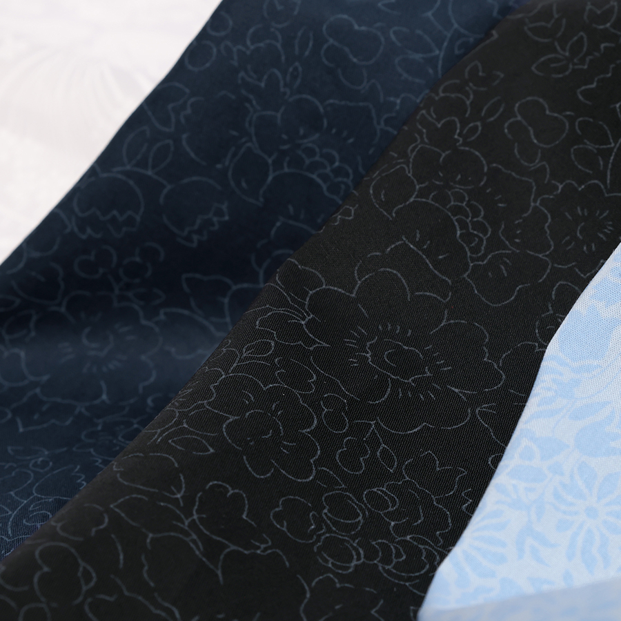 Démonstration de Liberty Tana Lawn ton sur ton blanc, bleu clair et marine