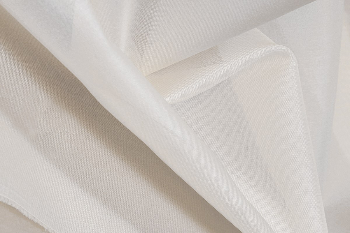 Photo d'une toile d'Organza disponible chez Stragier