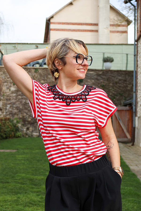 Morgane_jeudy_tee-shirt-maille-milano_600x897 Morgane_jeudy dans un tee-shirt en maille milano stretch rouge