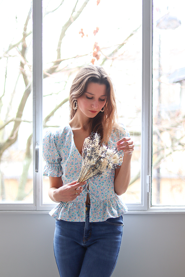 Je suis une belette dans une blouse UNE Vitamine