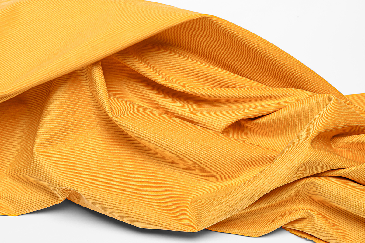 Photo montrant un velours côtelé en coton