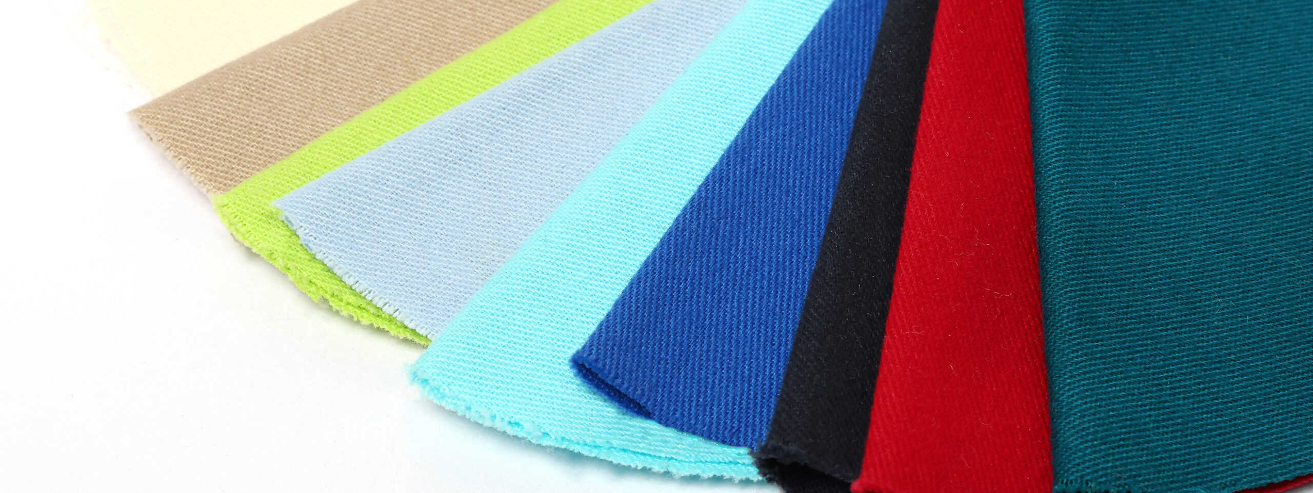 Présentation de notre gamme de tissus sergé soft disponibles chez Stragier