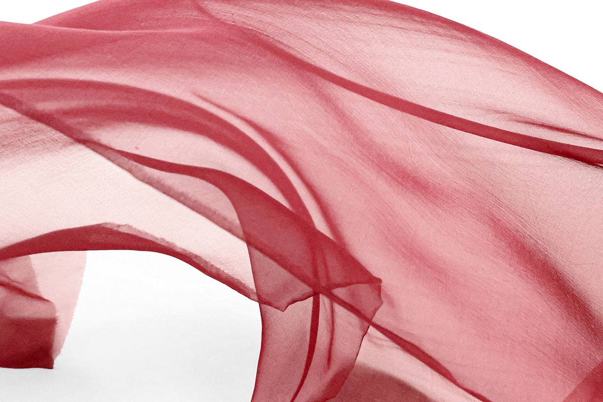 Présentation d'un tissu en mousseline de soie