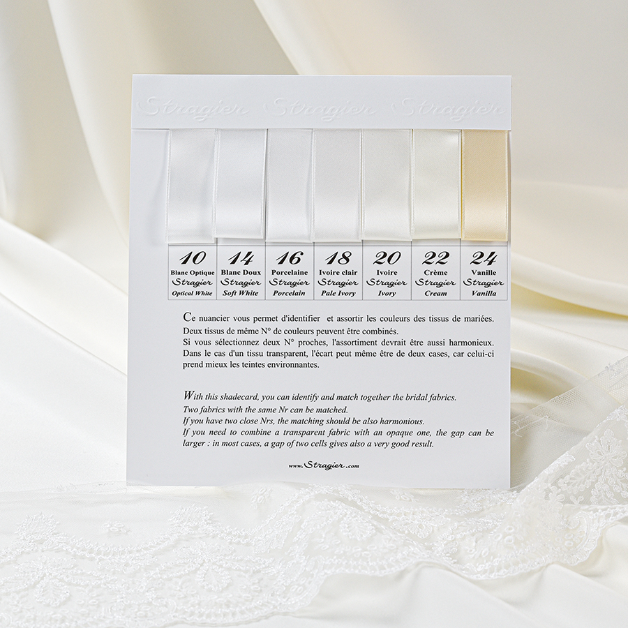 Découvrez notre nuancier mariée Stragier : un outil précis pour assortir tissus et dentelles en toute sérénité.