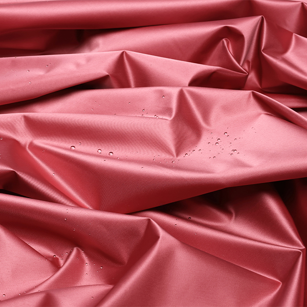 Découvrez nos tissus imper microfibre