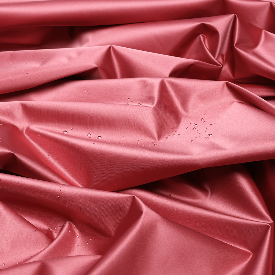 Découvrez nos tissus imper microfibre