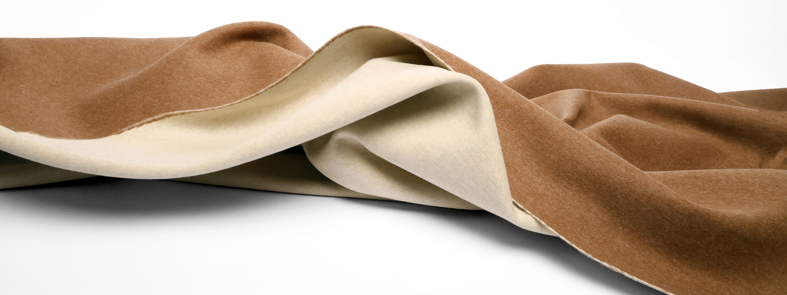 Découvrez notre gamme de laine foulée double face