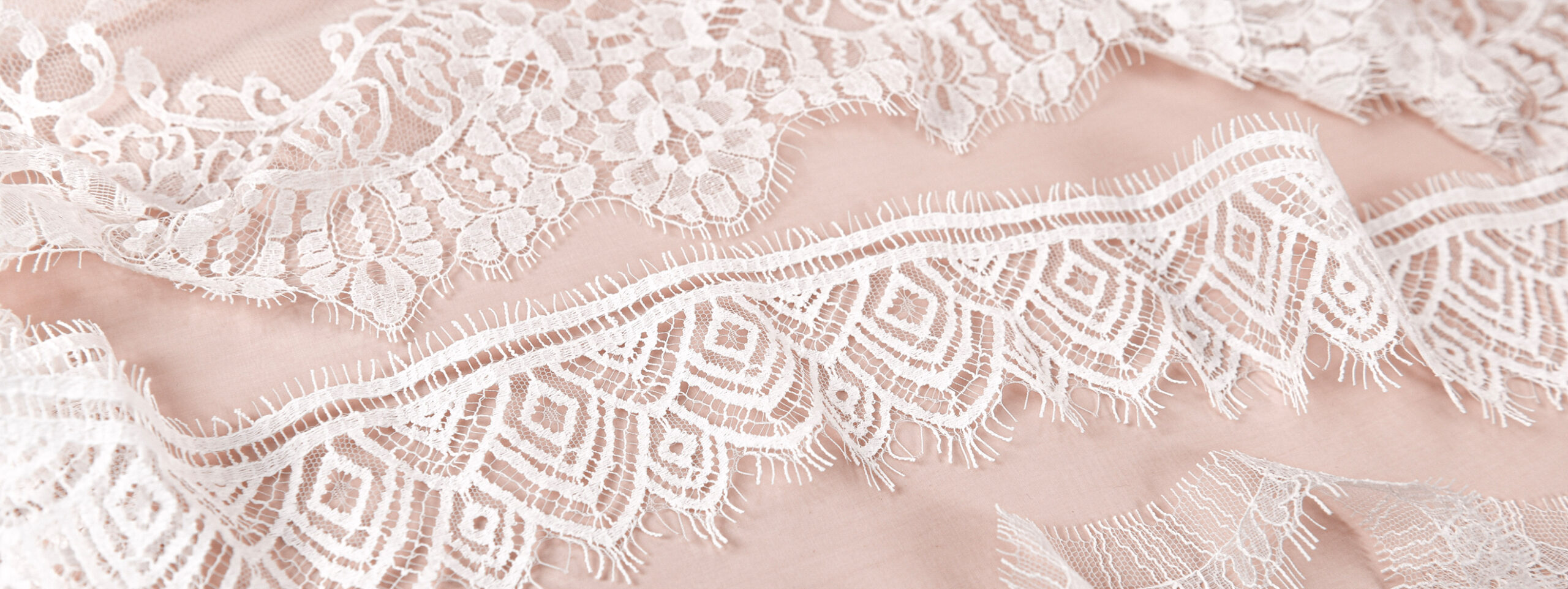 Découvrez nos rubans en dentelle