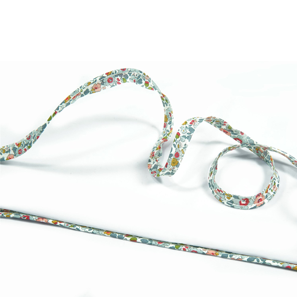 Découvrez notre gamme de passepoils à motifs