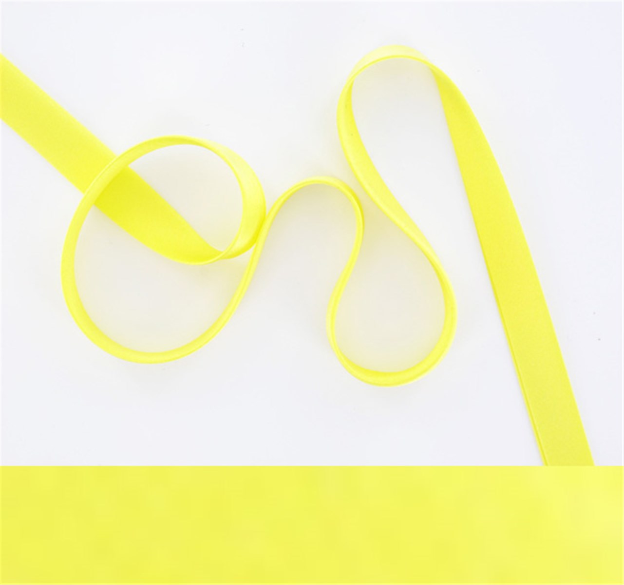 Biais Satin en Soie - Uni - Jaune fluo - 10 mm