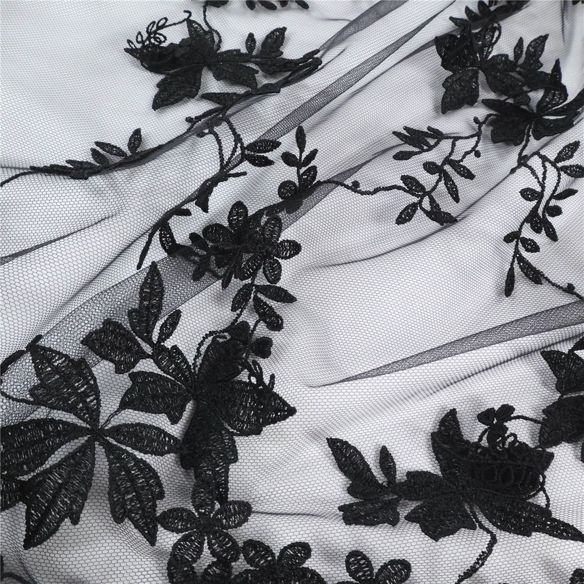 Tulle Sheer with 3D Appliquées - Carolina - Noir - 138 cm