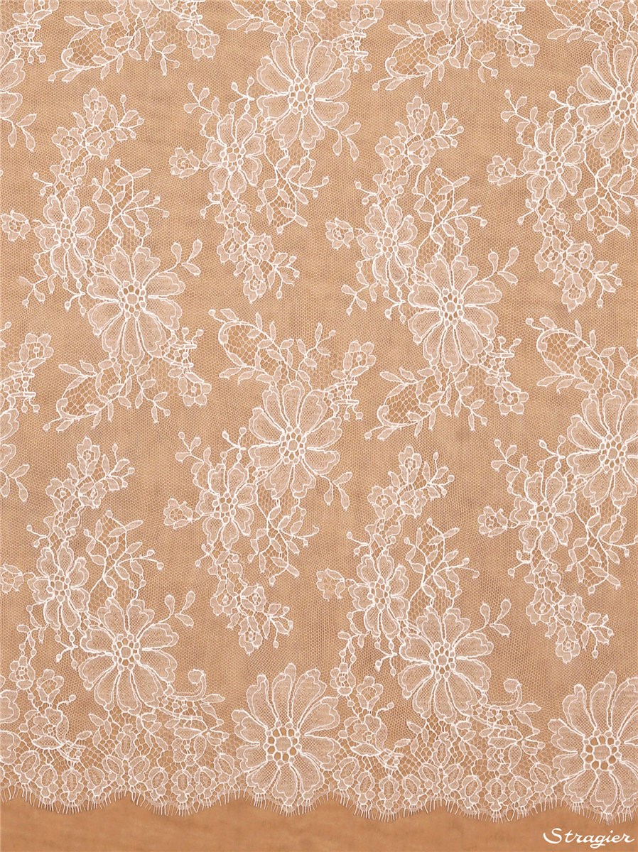 Dentelle Chantilly - Promenade - Ivoire clair Stragier - 90 cm