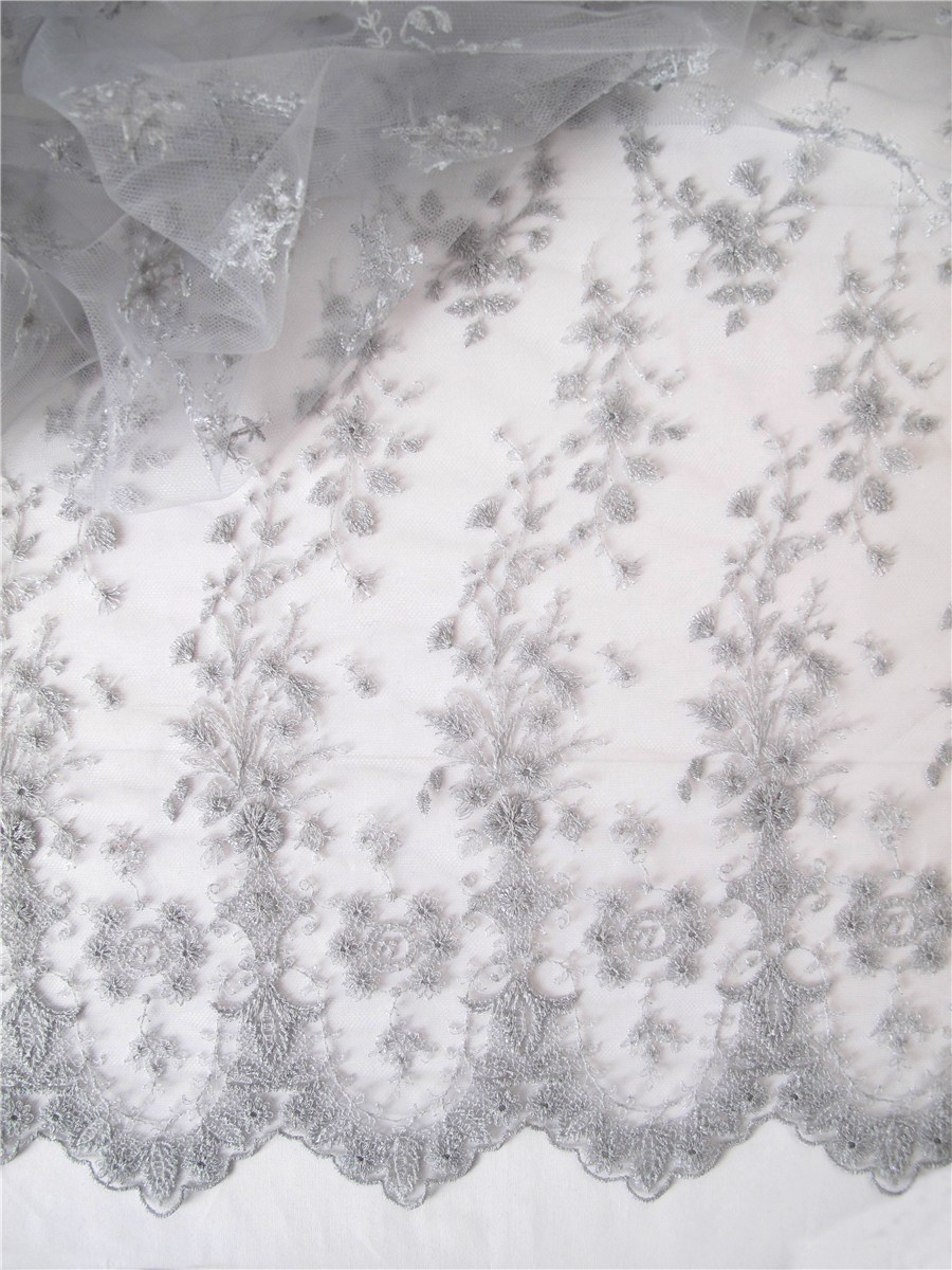 fine Embroidery on Sheer Tulle - Botticelli - Gris Perle - 130 cm