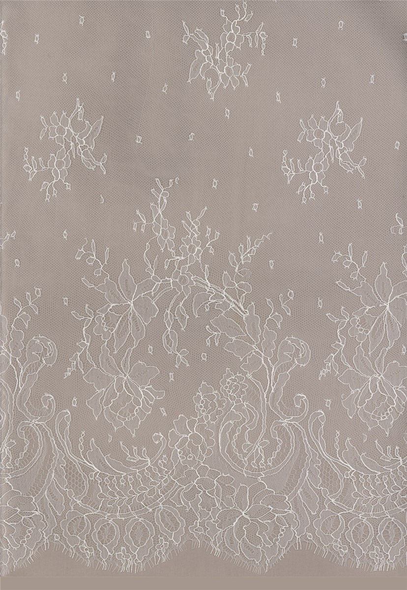 Chantilly Lace - Ysolde - Stragier Pale Ivory - 175 cm