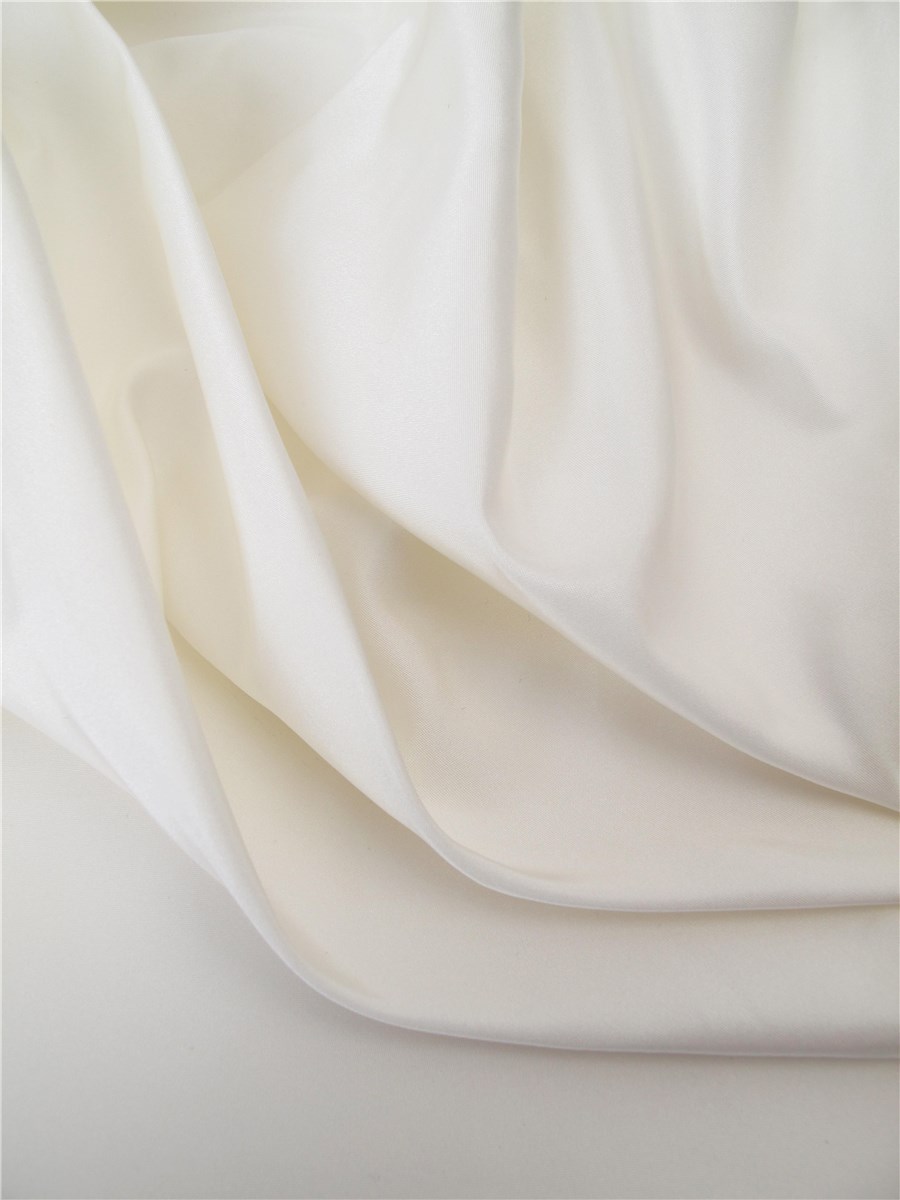 Radzimir - 100% Silk - (8 Threads) - Plain - Stragier Porcelain