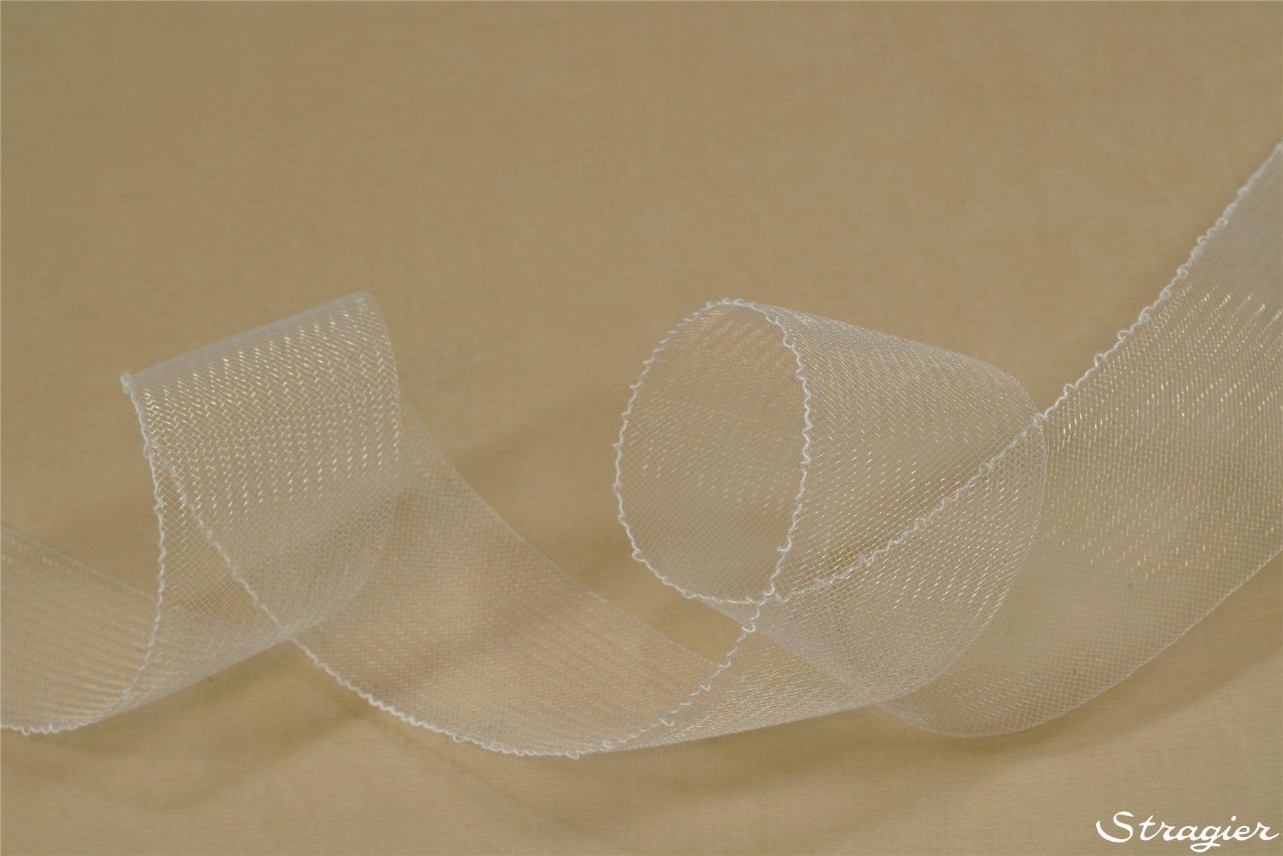 Bande de Crin fin - avec fil - uni - Blanc - 54 mm