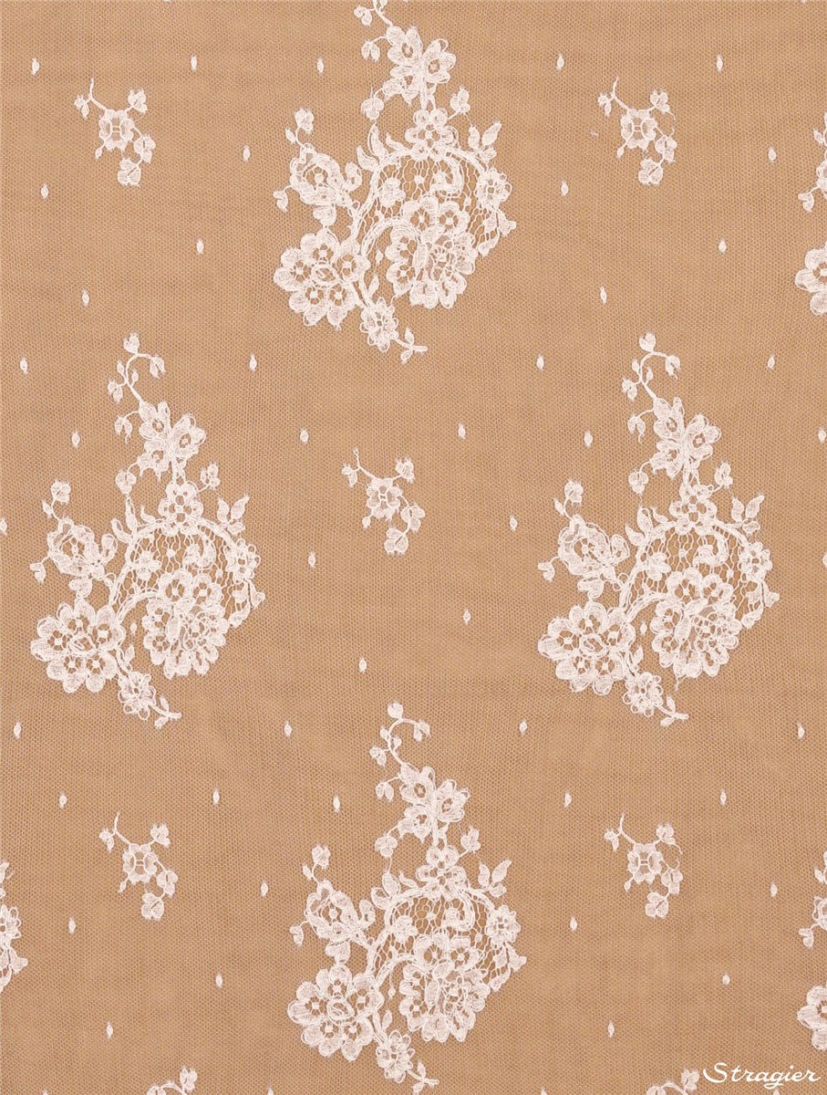 Calais Lace embroidered with a cord underlining - Passiflora - Stragier Soft White - 150 cm