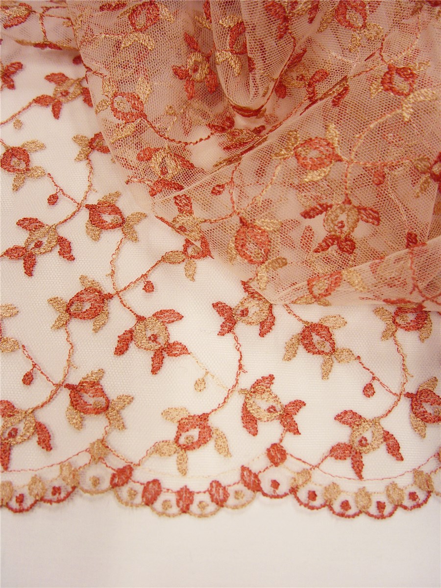 Broderie fine sur tulle - 010245 - Pêche