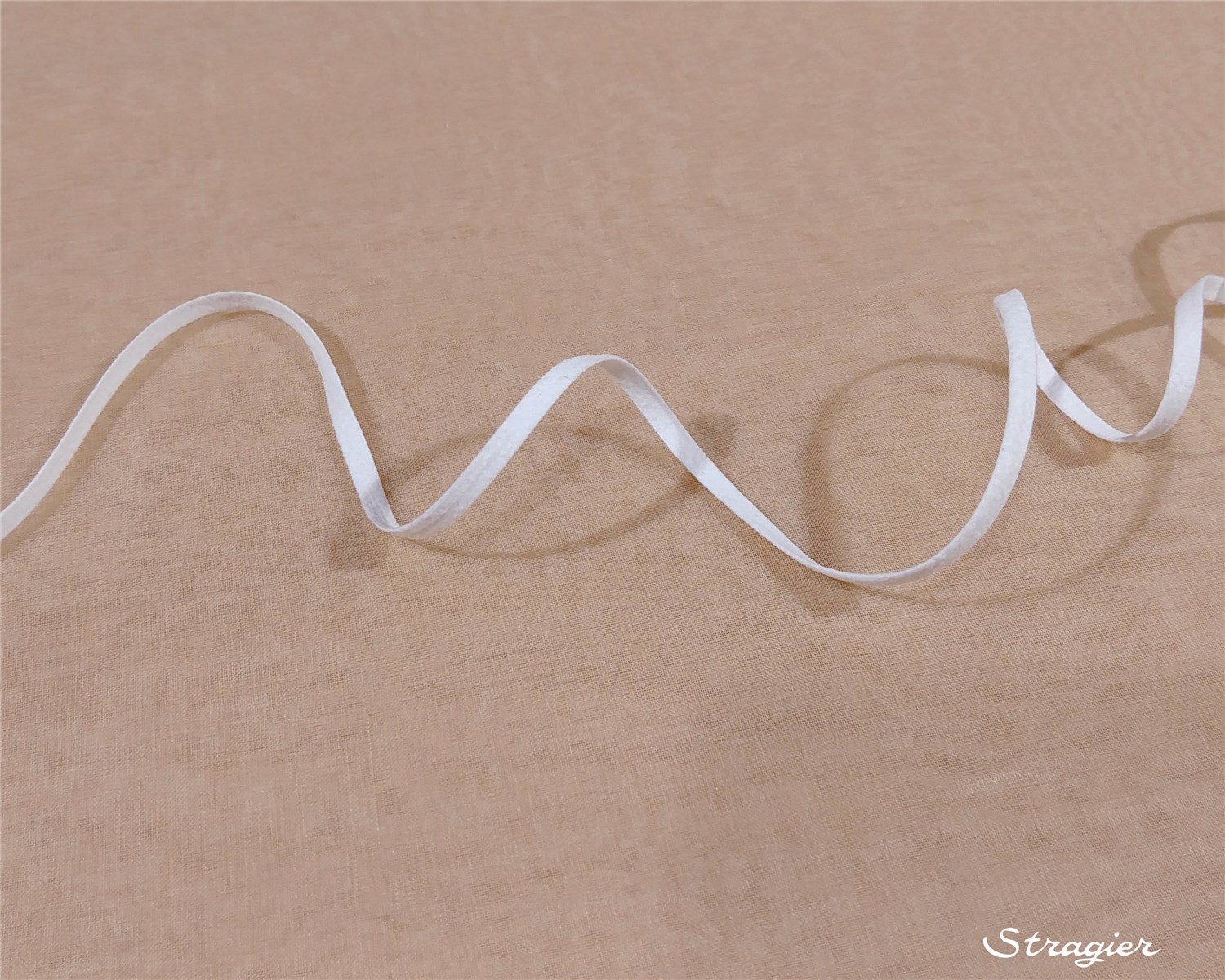 Suédine Trim - Plain - 40 Blanc - 3 mm