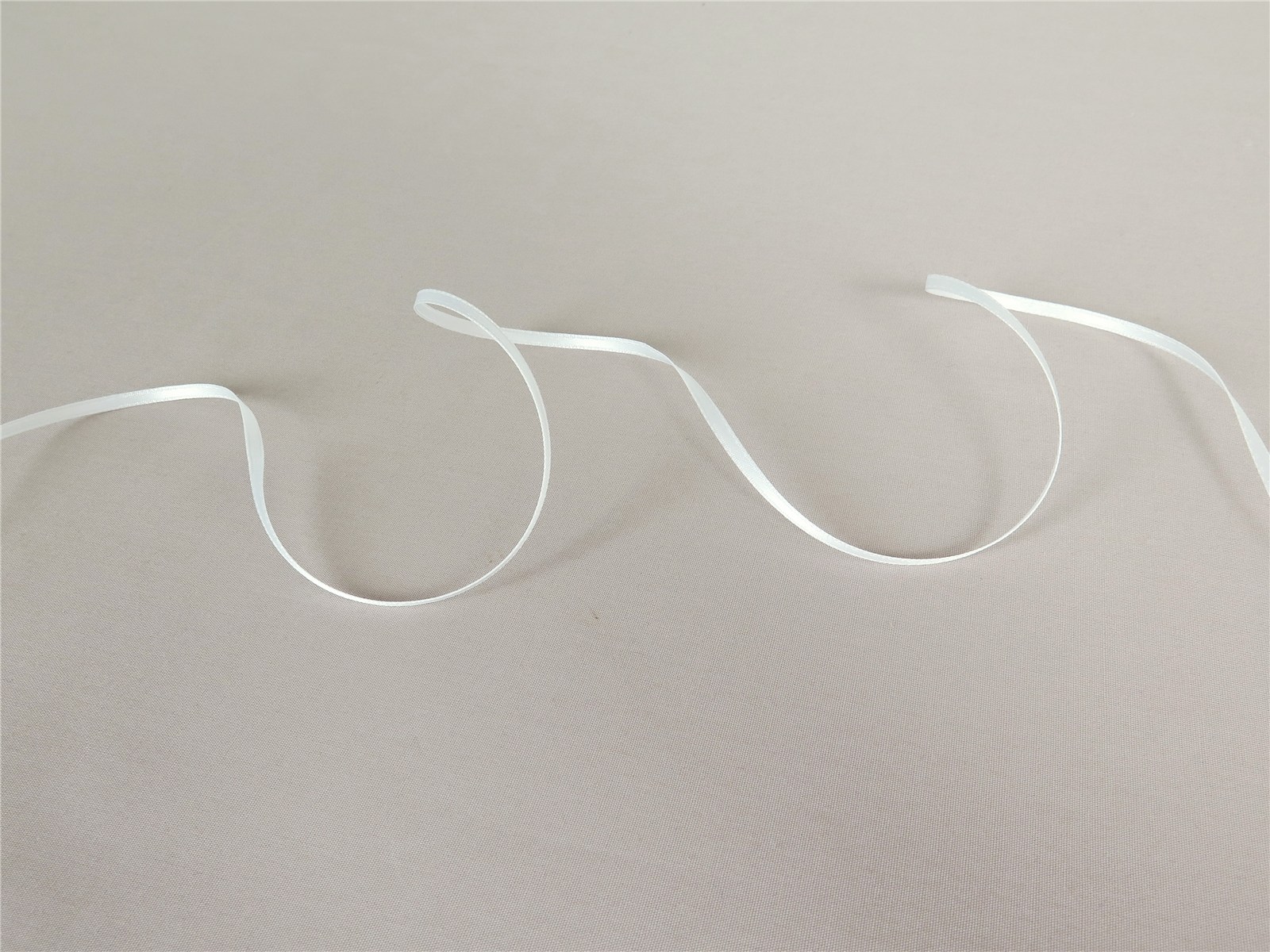 Double Face Satin Ribbon - Plain - 405 Porcelaine - 3 mm